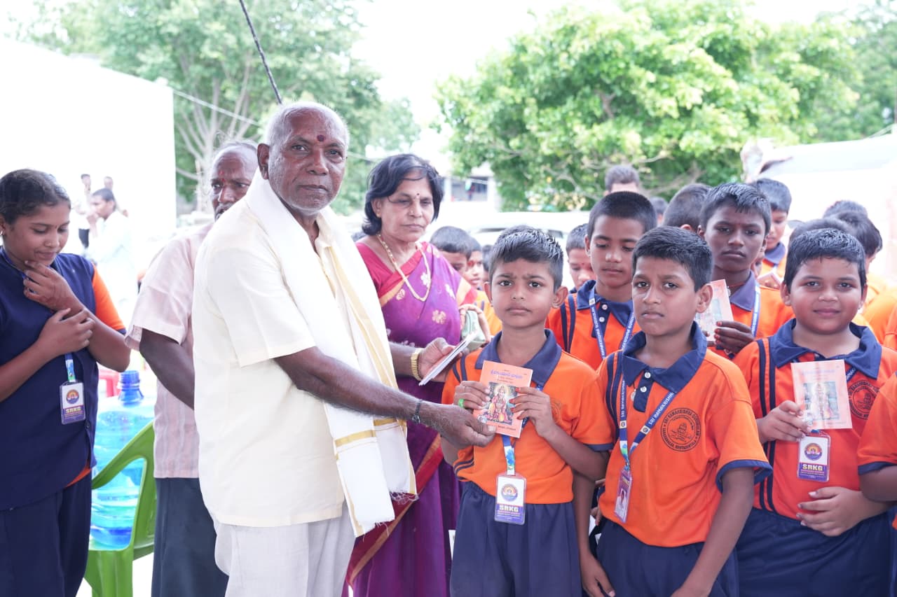 Community Annadanam and Devotee Fellowship