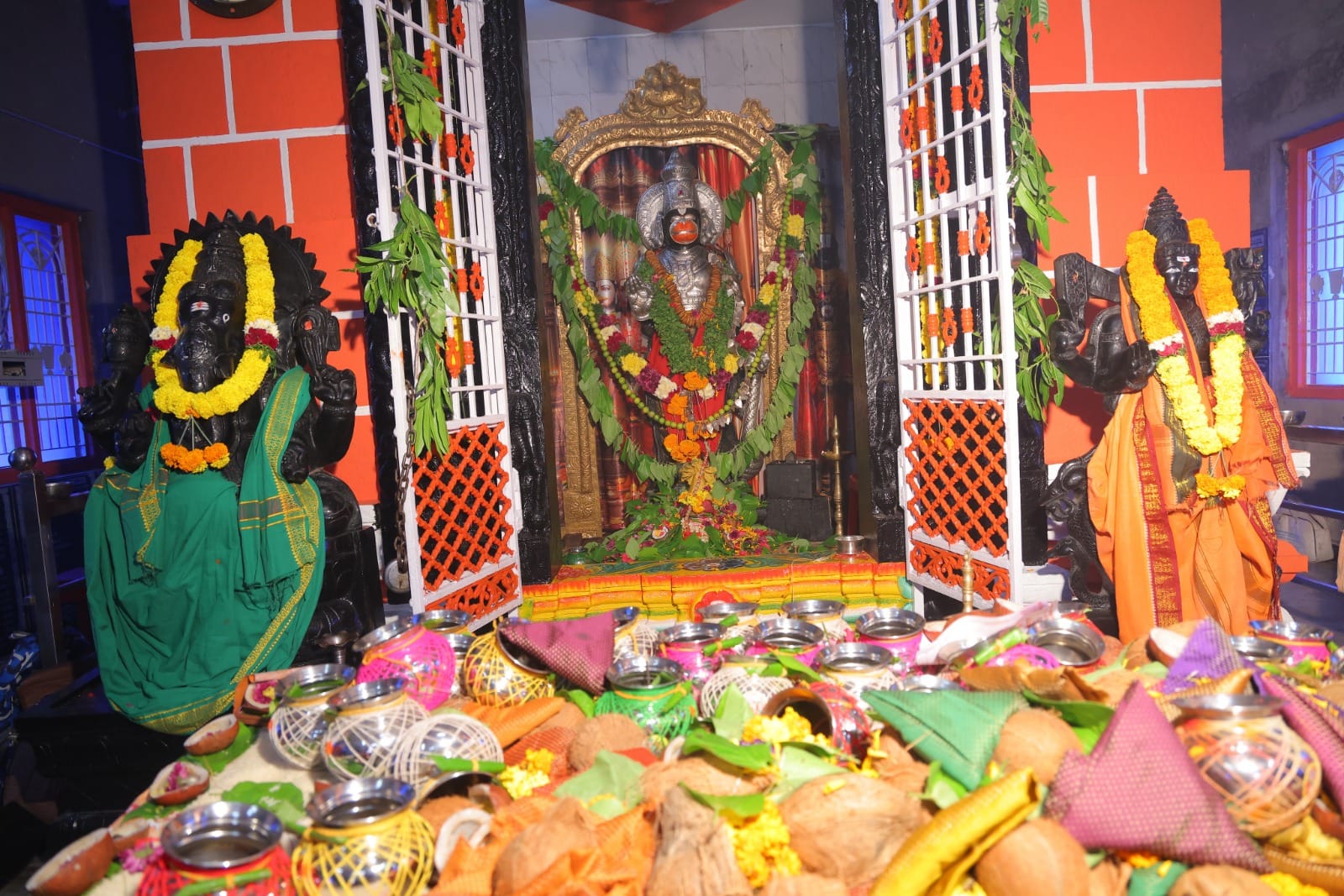 Sanctum of Sri Prasanna Abhaya Anjaneya Swamy Devalayam